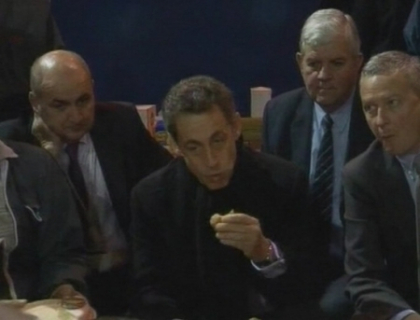 Nicolas Sarkozy la expozitie de... vaci! "Vrea sa recastige increderea agricultorilor"