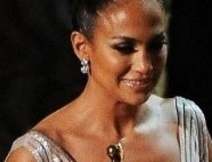 Arata ce poate... Jennifer Lopez si rochia neincapatoare de la Oscaruri. FOTO Arata ce poate... Jennifer Lopez si rochia neincapatoare de la Oscaruri. FOTO