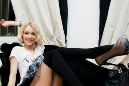 Olia Tira isi arata posteriorul apetisant! Uite cum a pozat excentrica blonda Olia Tira isi arata posteriorul apetisant! Uite cum a pozat excentrica blonda