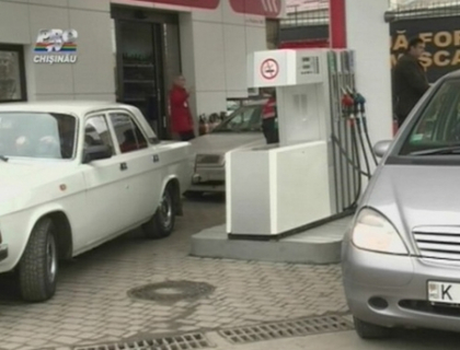 Benzina si motorina se scumpesc! Afla cu cat Benzina si motorina se scumpesc! Afla cu cat
