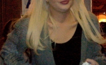 Blonda care a primit un milion de dolari de la Playboy arata ingrozitor. Cum a fost surprinsa Blonda care a primit un milion de dolari de la Playboy arata ingrozitor. Cum a fost surprinsa