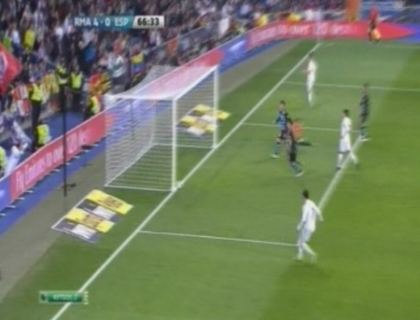 Real Madrid umileste cu 5 la 0 formatia Espanyol! Galacticii, tot mai aproape de titlu Real Madrid umileste cu 5 la 0 formatia Espanyol! Galacticii, tot mai aproape de titlu
