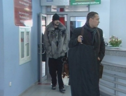 Filip Kirkorov, Boris Moiseev si alte vedete din Rusia au sosit la Chisinau! Ce cadouri au pregatit pentru Ilan Sor Filip Kirkorov, Boris Moiseev si alte vedete din Rusia au sosit la Chisinau! Ce cadouri au pregatit pentru Ilan Sor