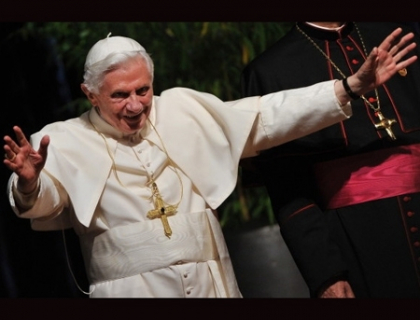 Un mesaj fals de pe Twitter a anuntat ca Papa Benedict al XVI-lea a murit Un mesaj fals de pe Twitter a anuntat ca Papa Benedict al XVI-lea a murit