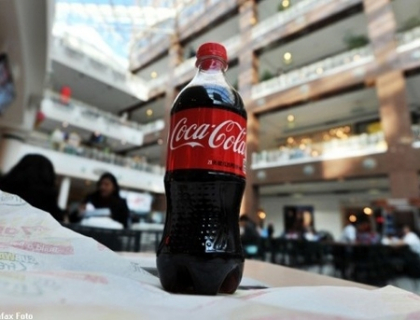 Decizie fara precedent: gigantii Coca-Cola si Pepsi isi schimba reteta. Ce sta in spatele hotararii Decizie fara precedent: gigantii Coca-Cola si Pepsi isi schimba reteta. Ce sta in spatele hotararii