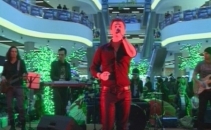 Concert de zile mari dedicat femeilor! Cum au incantat publicul Pasha Parfeny si Alex Calancea Band Concert de zile mari dedicat femeilor! Cum au incantat publicul Pasha Parfeny si Alex Calancea Band