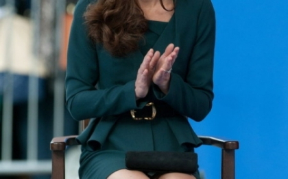 Ce a aratat Kate Middleton la un eveniment la care a insotit-o pe regina. FOTO