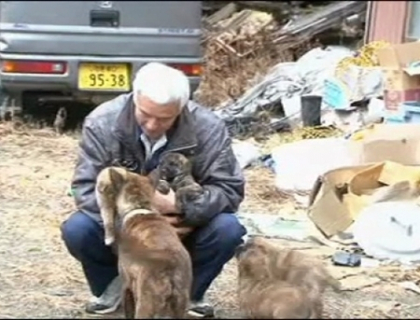 Povestea singurului om care a ramas langa Fukushima. Japonia se teme si acum de legumele contaminate Povestea singurului om care a ramas langa Fukushima. Japonia se teme si acum de legumele contaminate