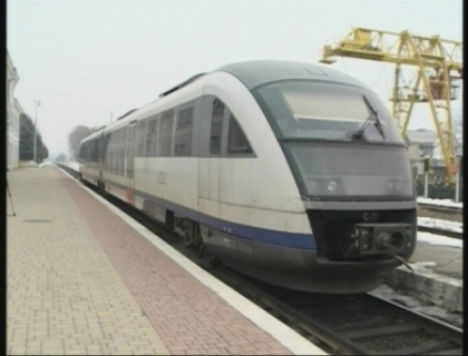 In lux spre Europa! Trenul ultramodern care face legatura intre Ungheni si Iasi! Calatorii, impresionati