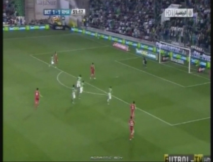 Real Madrid este invincibila in Spania! Galacticii au invins spectaculos fosrmatia Betis Real Madrid este invincibila in Spania! Galacticii au invins spectaculos fosrmatia Betis