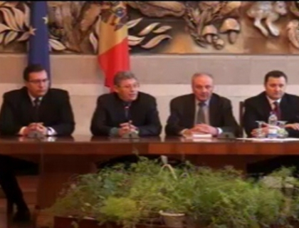 OFICIAL! Nicolae Timofti, candidatul la presedintie! Ghimpu: Ni l-a dat Dumnezeu!