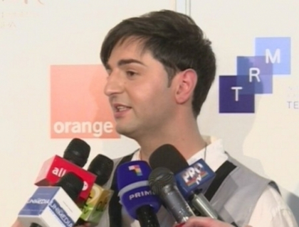 Scandal la Eurovision! De ce Adrian Ursu a primit doar 2 puncte de la juriu? Scandal la Eurovision! De ce Adrian Ursu a primit doar 2 puncte de la juriu?