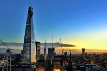 Se schimba regulile jocului. Emiratul cumpara regatul. Qatarul detine acum Londra