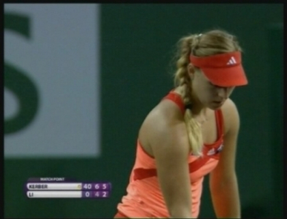 Victoria Azarenka s-a calificat fara probleme in semifinalele turneului de la Indian Wells! Victoria Azarenka s-a calificat fara probleme in semifinalele turneului de la Indian Wells!