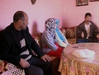 Povestea socanta a adolescentei din Maroc care a ales moartea in locul casatoriei cu violatorul sau