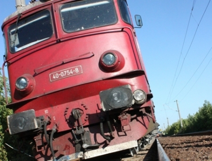 Cel putin 15 morti in urma unui accident feroviar in India Cel putin 15 morti in urma unui accident feroviar in India