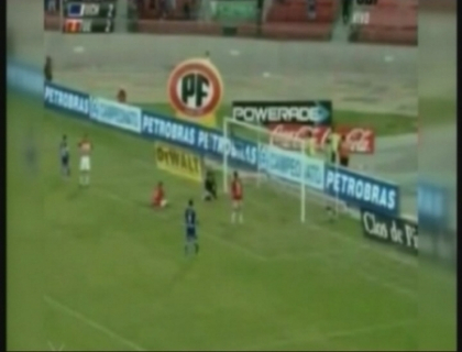 A fost erou pentru moment, dar s-a facut de ras, cand a vrut sa se bucure de gol! Vezi faza A fost erou pentru moment, dar s-a facut de ras, cand a vrut sa se bucure de gol! Vezi faza