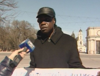 John Onoje vrea apartament! "Am muncit pentru Alianta si nu mi-au dat nimic" John Onoje vrea apartament! "Am muncit pentru Alianta si nu mi-au dat nimic"