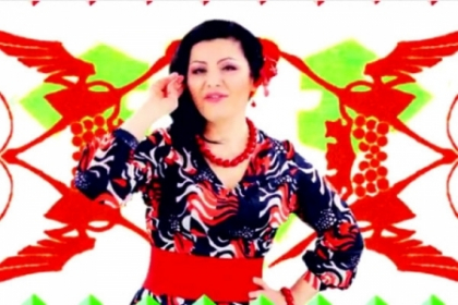 Geta Burlacu despre noul ei videoclip: Poate e prea colorat, dar oamenilor le place! Geta Burlacu despre noul ei videoclip: Poate e prea colorat, dar oamenilor le place!