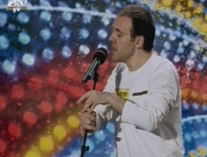 Tigri si acrobatii cu paharul in cap! Cele mai impresionante momente de la "Romanii au Talent"