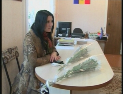 Povestea Silviei, tanara care a fost vizitata la scoala de un pretins ursit, cea mai urmarita pe protv.md Povestea Silviei, tanara care a fost vizitata la scoala de un pretins ursit, cea mai urmarita pe protv.md