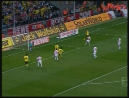 Borussia Dortmund a umilit-o cu 6 la 1 pe FC Koln! Victoria ii mentine in top Borussia Dortmund a umilit-o cu 6 la 1 pe FC Koln! Victoria ii mentine in top