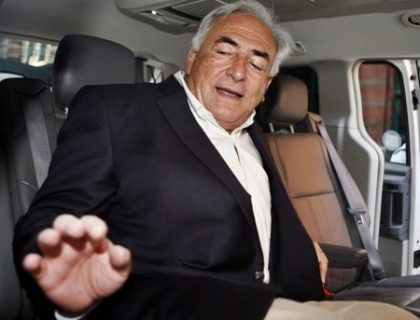 Dominique Strauss-Kahn, inculpat pentru "proxenetism intr-o grupare organizata" Dominique Strauss-Kahn, inculpat pentru "proxenetism intr-o grupare organizata"