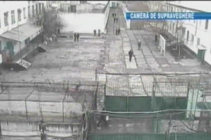 Angajati ai unei inchisori de la Cricova, pedepsiti din cauza lui Adrian Nichifor!