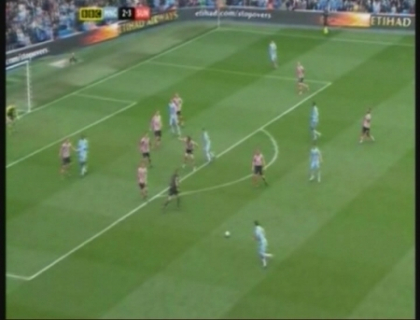 Inca un pas gresit pentru Manchester City. A remizat cu Sunderland, scor 3 la 3 Inca un pas gresit pentru Manchester City. A remizat cu Sunderland, scor 3 la 3