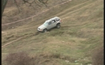 Campionatul Moldovei la jeep cross perturbat de zapada. Un sportiv s-a rasturnat cu masina
