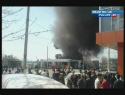 Explozie la o benzinarie din capitala Uzbekistanului. Un rezervor cu petrol a sarit in aer