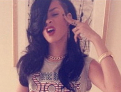 Scena asteptata cu sufletul la gura de barbatii din toata lumea: Rihanna la dus. FOTO