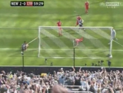 FC Liverpool, la a treia infrangere consecutiva! Pepe Reina a oferit faza zilei in meciul cu Newcastle