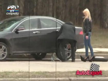 Conteaza masina atunci cand ai nevoie de ajutor? Vezi cat de receptivi sunt soferii moldoveni in trafic Conteaza masina atunci cand ai nevoie de ajutor? Vezi cat de receptivi sunt soferii moldoveni in trafic