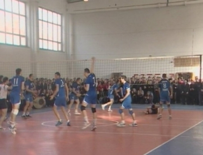 Campioana la volei masculin se va decide la Tiraspol! Dinamo-MAI Chisinau, invinsa de Dinamo Tiraspol Campioana la volei masculin se va decide la Tiraspol! Dinamo-MAI Chisinau, invinsa de Dinamo Tiraspol