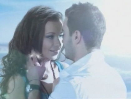Mishelle despre relatia cu Iulian Moga: Suntem doar amici! Cum arata noul videoclip al interpretei Mishelle despre relatia cu Iulian Moga: Suntem doar amici! Cum arata noul videoclip al interpretei