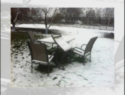 Zapada in luna aprilie! In mai multe localitati din nordul tarii astazi a nins. VIDEO Zapada in luna aprilie! In mai multe localitati din nordul tarii astazi a nins. VIDEO