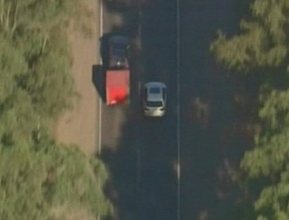 Urmarire ca in filme pe o autostrada din Australia! Cursa infernala organizata de 7 adolescenti Urmarire ca in filme pe o autostrada din Australia! Cursa infernala organizata de 7 adolescenti