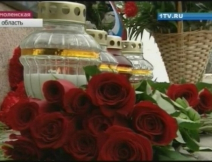 Polonia comemoreaza doi ani de la tragedia de la Smolensk Polonia comemoreaza doi ani de la tragedia de la Smolensk