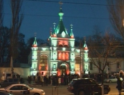 Paste luminat in capitala! Zeci de proiectoare vor fi aprinse la Biserica Sfantul Nicolae Paste luminat in capitala! Zeci de proiectoare vor fi aprinse la Biserica Sfantul Nicolae