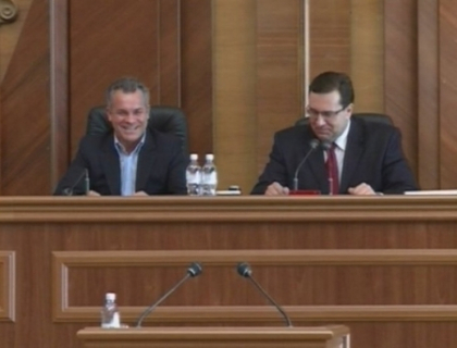 Cu gandul la popor, deputatii si-au luat din nou vacanta! Lupu: Ne vom intalni cu alegatorii Cu gandul la popor, deputatii si-au luat din nou vacanta! Lupu: Ne vom intalni cu alegatorii