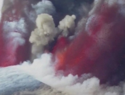 Vulcanul Etna a erupt din nou, cu lava multicolora! Vezi un spectacol fascinant Vulcanul Etna a erupt din nou, cu lava multicolora! Vezi un spectacol fascinant
