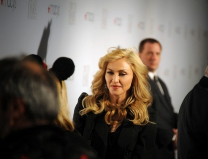 Madonna, intr-o tinuta provocatoare la evenimentul de lansare a noului sau parfum. FOTO Madonna, intr-o tinuta provocatoare la evenimentul de lansare a noului sau parfum. FOTO