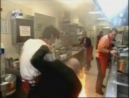 Bucate pentru nunta coregrafului de la "Dansez pentru tine"! La ce incercari vor fi supusi concurentii MasterChef Bucate pentru nunta coregrafului de la "Dansez pentru tine"! La ce incercari vor fi supusi concurentii MasterChef