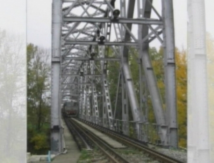 Nu e o gluma! Francezii au un turn Eiffel, iar moldovenii au...un pod Eiffel! Vezi cum arata Nu e o gluma! Francezii au un turn Eiffel, iar moldovenii au...un pod Eiffel! Vezi cum arata