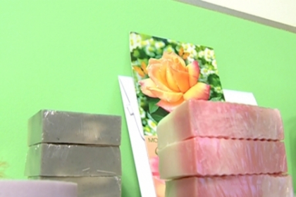 Nu e o gluma! Sapunul poate fi facut si acasa! Vezi cum se obtine si de ce ingrediente ai nevoie