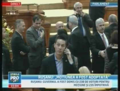 Romania a ramas fara guvern! Motiunea de cenzura a trecut in parlament. Guvernul Ungureanu, demis Romania a ramas fara guvern! Motiunea de cenzura a trecut in parlament. Guvernul Ungureanu, demis
