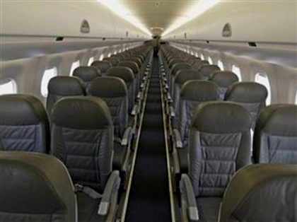 Te bati pe un scaun la fereastra in avion? Nimic mai periculos. Cel mai sigur loc in caz de accident Te bati pe un scaun la fereastra in avion? Nimic mai periculos. Cel mai sigur loc in caz de accident