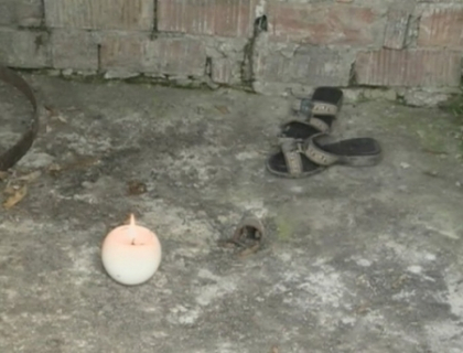 Ce a impins-o la acest gest? Adolescenta de 16 ani, gasita spanzurata in baia din curte Ce a impins-o la acest gest? Adolescenta de 16 ani, gasita spanzurata in baia din curte