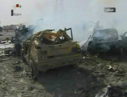 Au scapat ca prin minune! Convoiul unei delegatii ONU, tinta unui atac cu bomba in Siria Au scapat ca prin minune! Convoiul unei delegatii ONU, tinta unui atac cu bomba in Siria